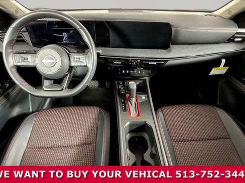 Used 2025 Nissan Kicks SR FWD image 7