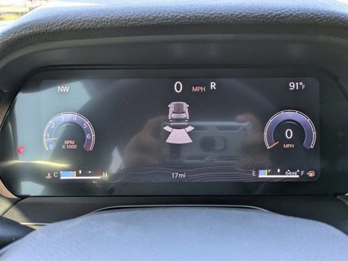 New 2025 Jeep Grand Cherokee Altitude image 25