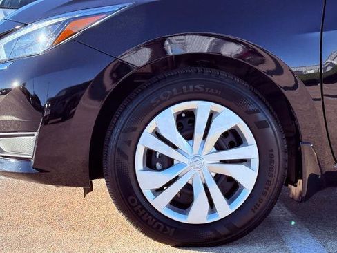 Certified 2025 Nissan Versa S w/ Trunk Package image 6