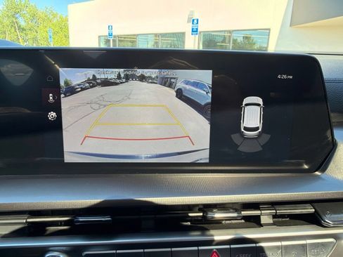 Certified 2024 Kia Telluride S w/ S Sunroof Package AWD/4WD image 30
