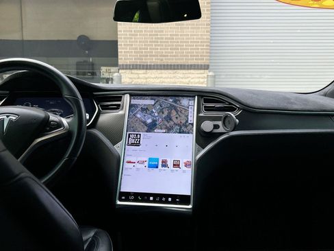Used 2015 Tesla Model S 85D AWD/4WD image 20