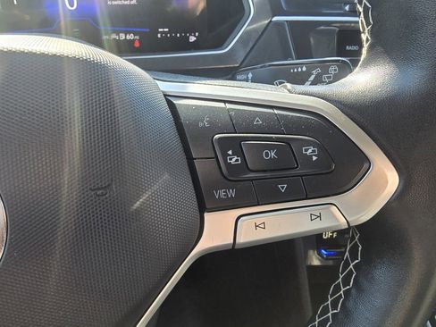 Used 2024 Volkswagen Tiguan SE image 20