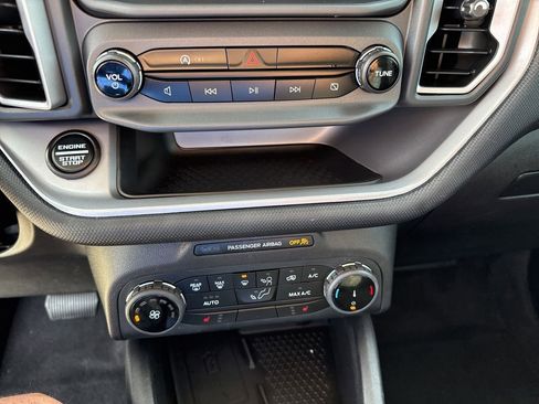 Used 2024 Ford Bronco Sport Big Bend w/ Convenience Package image 25