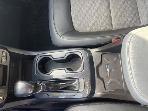 Used 2022 Chevrolet Colorado Z71 image 27