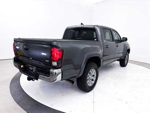 Used 2019 Toyota Tacoma SR5 image 17