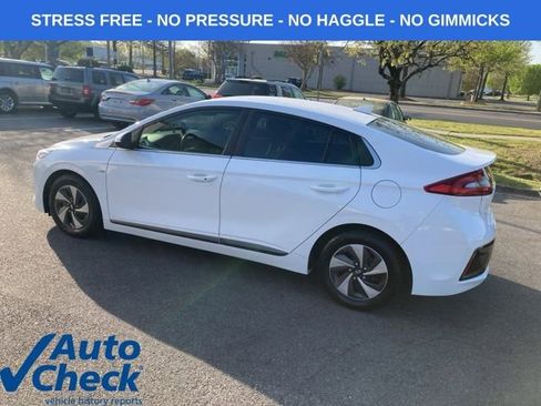 Used 2019 Hyundai Ioniq SEL image 6