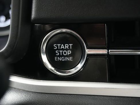 Used 2022 Mitsubishi Outlander ES AWD/4WD image 18