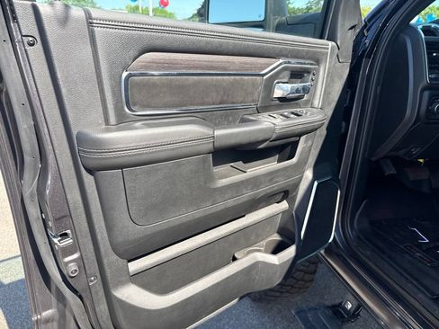 New 2026 RAM 2500 Laramie w/ Night Edition AWD/4WD image 19