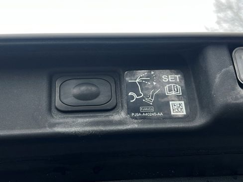 Used 2023 Ford Mustang Mach-E Premium image 17