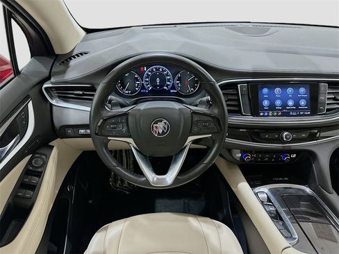 Used 2023 Buick Enclave Premium image 23