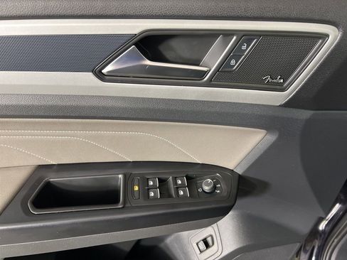 Used 2021 Volkswagen Atlas Cross Sport SEL Premium image 19