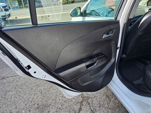 Used 2019 Chevrolet Sonic Premier image 20