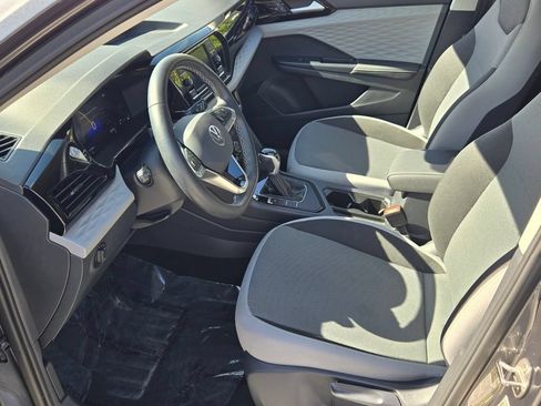 Certified 2024 Volkswagen Taos S FWD image 10