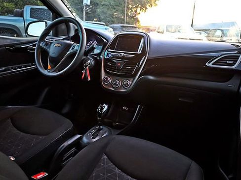 Used 2021 Chevrolet Spark LT w/ Spark Special Edition image 32