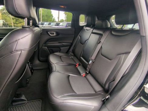 Used 2022 Jeep Compass Altitude w/ Convenience Group image 15