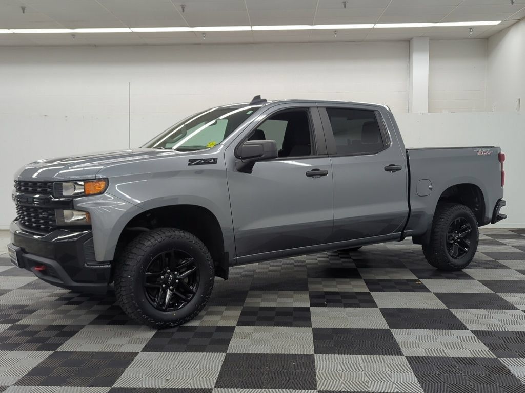 Used 2022 Chevrolet Silverado 1500 Custom Trail Boss AWD/4WD image 3