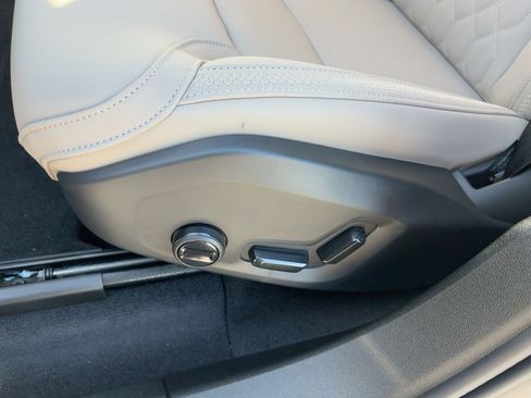 New 2026 Volvo XC60 B5 Plus w/ Climate Package image 14