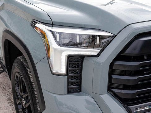 Used 2024 Toyota Tundra Limited image 32