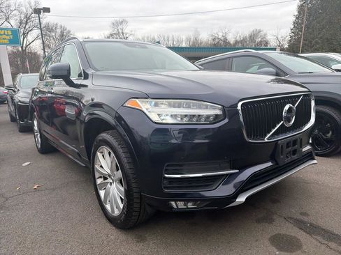 Used 2016 Volvo XC90 T6 Momentum w/ Momentum Plus Package image 3