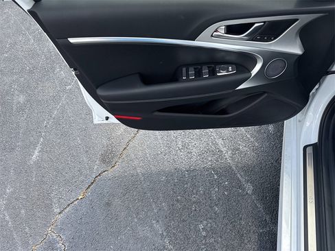 Used 2026 Genesis G70 2.5T Prestige image 10