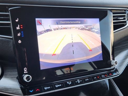 Used 2024 Jeep Wagoneer Series II image 19