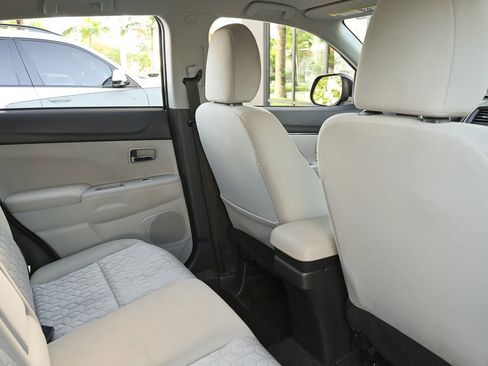 Used 2021 Mitsubishi Outlander Sport ES image 16