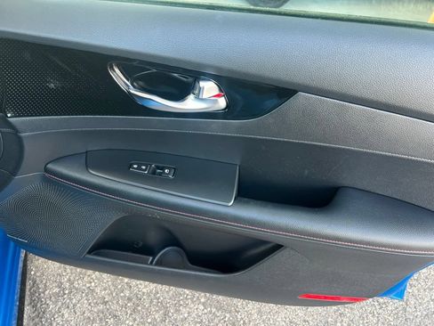 Certified 2022 Kia Forte GT w/ GT2 Package FWD image 21