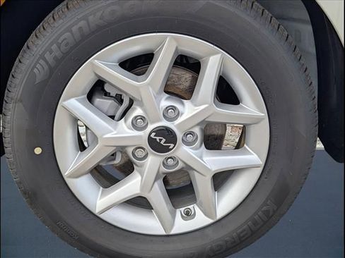 New 2025 Kia Soul LX w/ LX Technology Package image 16