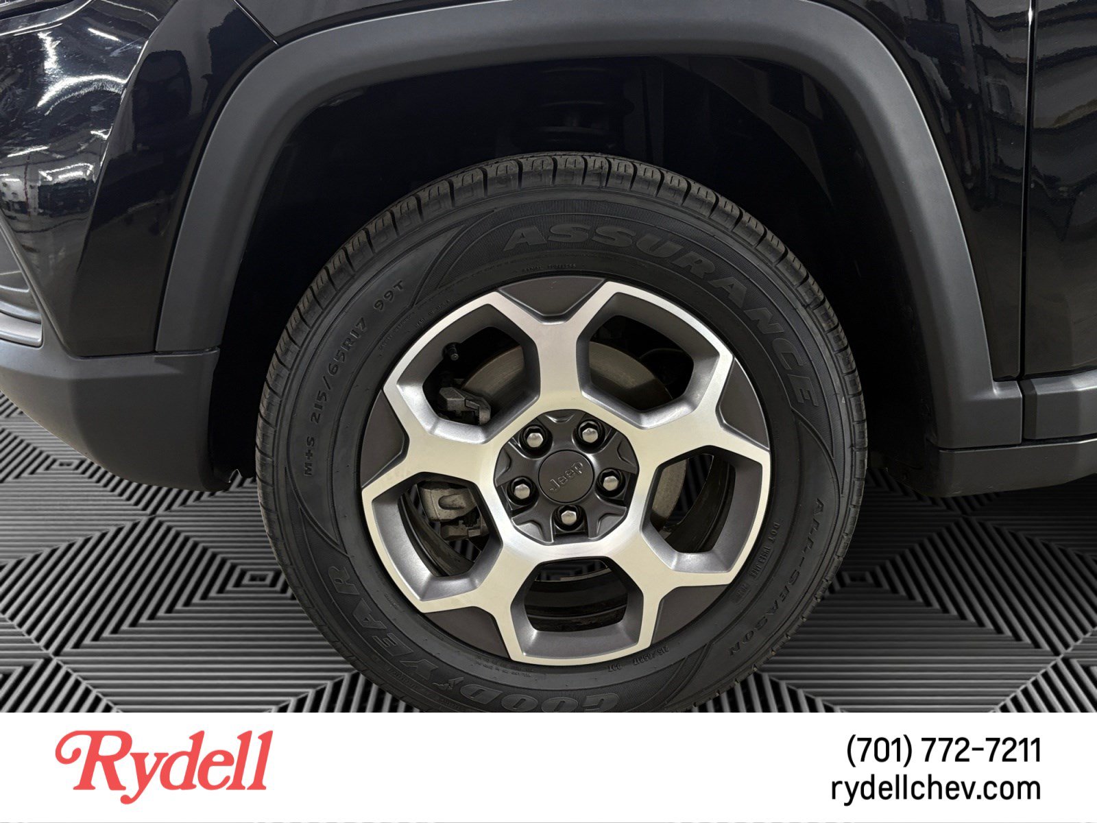 Used 2022 Jeep Compass Trailhawk w/ Trailhawk Elite Group AWD/4WD image 9