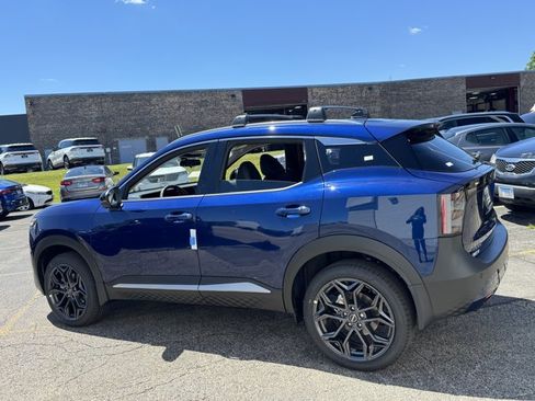 New 2026 Nissan Kicks SR w/ Cold Weather Package AWD/4WD image 26
