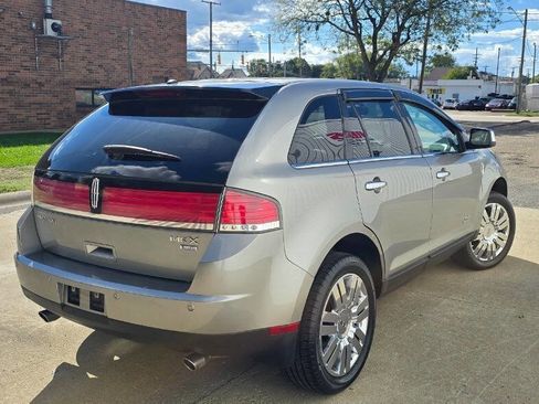 Used 2008 Lincoln MKX Base AWD 4dr SUV image 5