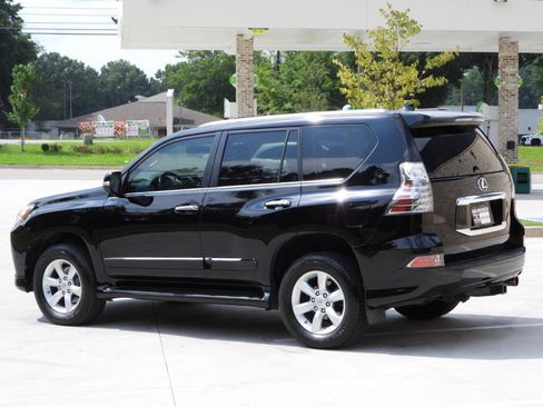Used 2017 Lexus GX 460 w/ Navigation Package AWD/4WD image 23