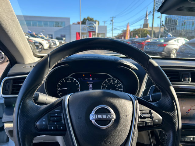 Used 2023 Nissan Maxima Platinum w/ Sport Mat Group FWD image 15