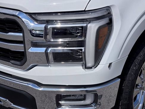 Certified 2024 Ford F150 Lariat w/ FX4 Off-Road Package AWD/4WD image 8