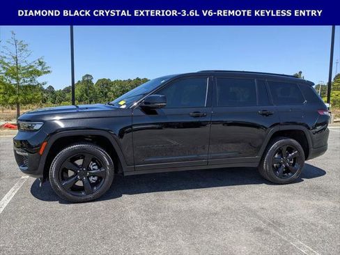 Certified 2025 Jeep Grand Cherokee L Limited w/ Luxury Tech Group II RWD image 12