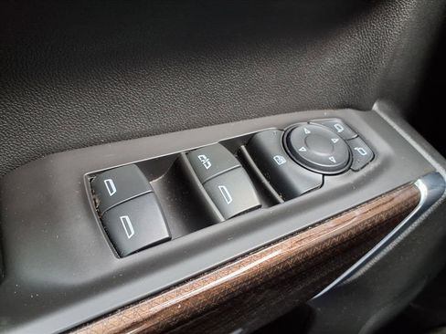 Used 2020 Chevrolet Silverado 1500 LT w/ All-Star Edition image 24