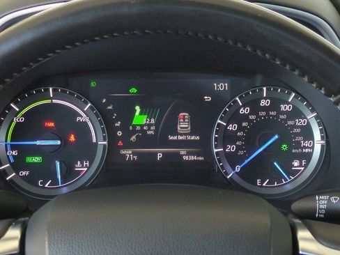 Used 2020 Toyota Highlander XLE AWD/4WD image 38