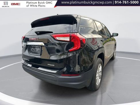 Used 2022 GMC Terrain SLE image 7