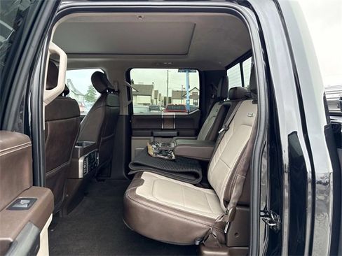 Used 2019 Ford F150 Limited w/ Trailer Tow Package image 11