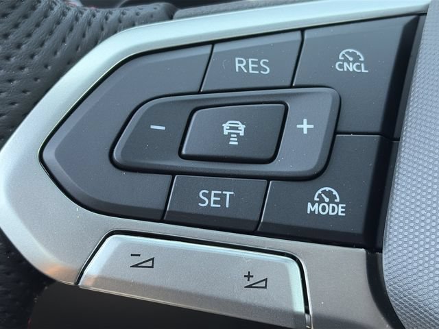 New 2026 Volkswagen GTI SE FWD image 20