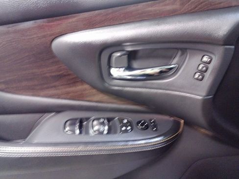 Used 2024 Nissan Murano Platinum w/ Cargo Package image 15