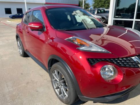 Used 2015 Nissan Juke SL FWD image 4