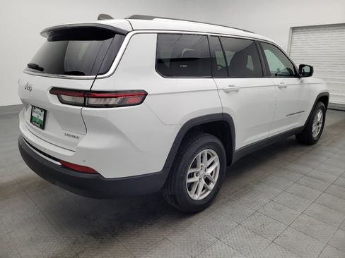 Used 2023 Jeep Grand Cherokee L Laredo RWD image 9