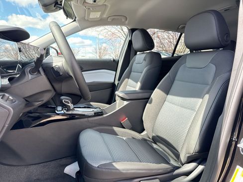 New 2026 Chevrolet Trax LT w/ Driver Confidence Package FWD image 13