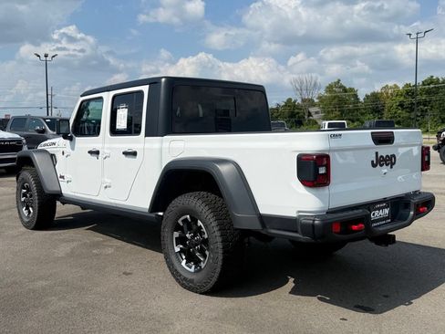 Used 2026 Jeep Gladiator Rubicon AWD/4WD image 5