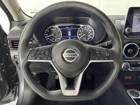 Used 2023 Nissan Sentra SV FWD image 14