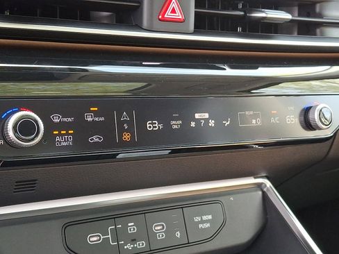 New 2026 Kia Carnival SX Prestige FWD image 9