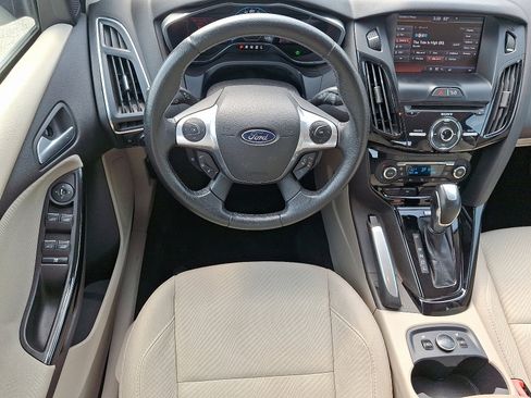 Used 2013 Ford Focus Electric Hatchback image 11