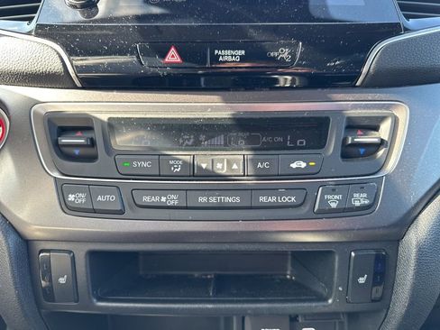 Used 2022 Honda Pilot Special Edition image 24