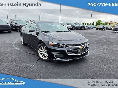 Used 2016 Chevrolet Malibu LT FWD image 1